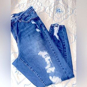 Rue 21 Boyfriend skinny jeans